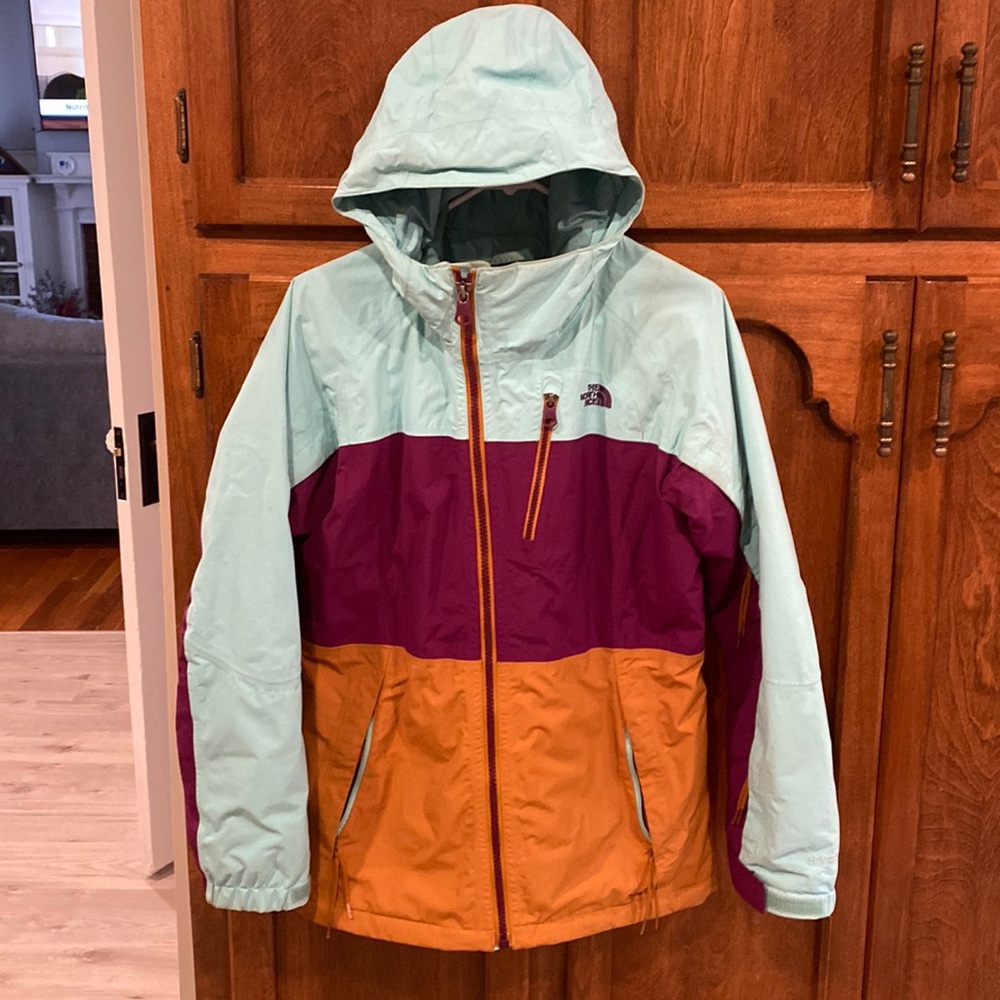 Women’s north face ski jacket